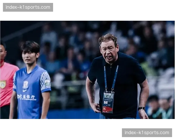 主力球员在漫长赛季后的体能恢复情况将是潜在隐患。